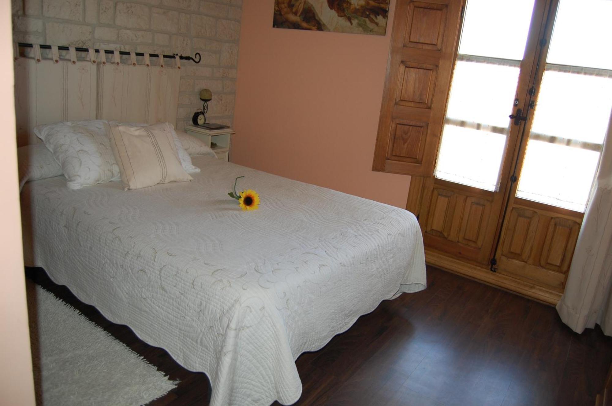 El Cauce Guest House San Medel Phòng bức ảnh